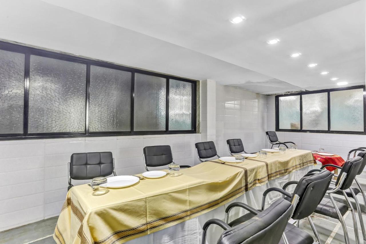 Oyo Flagship 83396 Hotel Vinyasa Residency ムンバイ エクステリア 写真